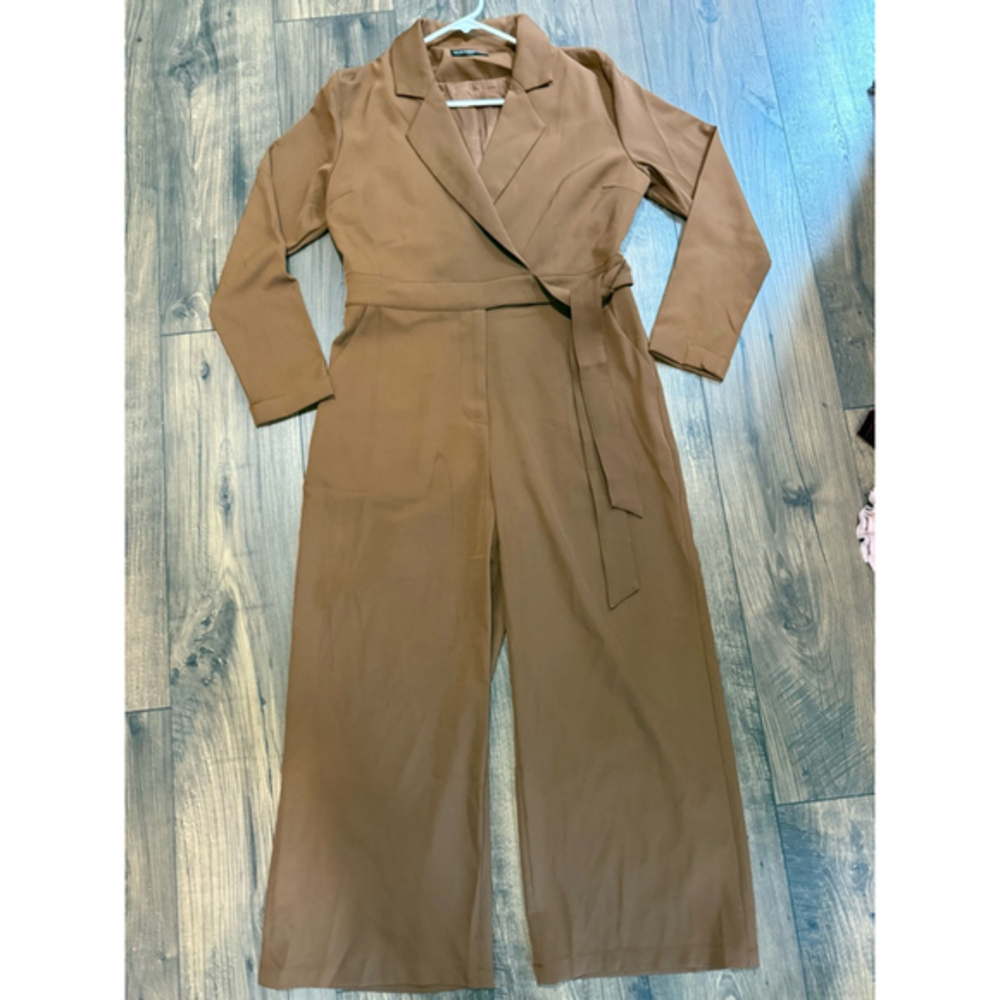 Kittenish Romper Large Like New